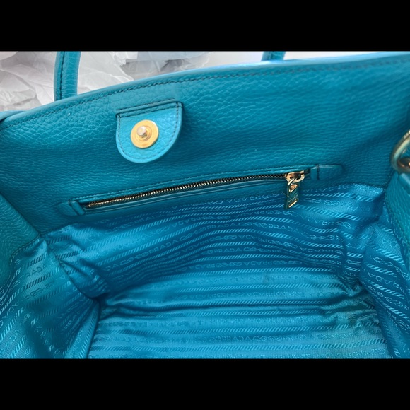 PRADA Vitello Daino leather bag in Turquoise - Picture 3 of 5